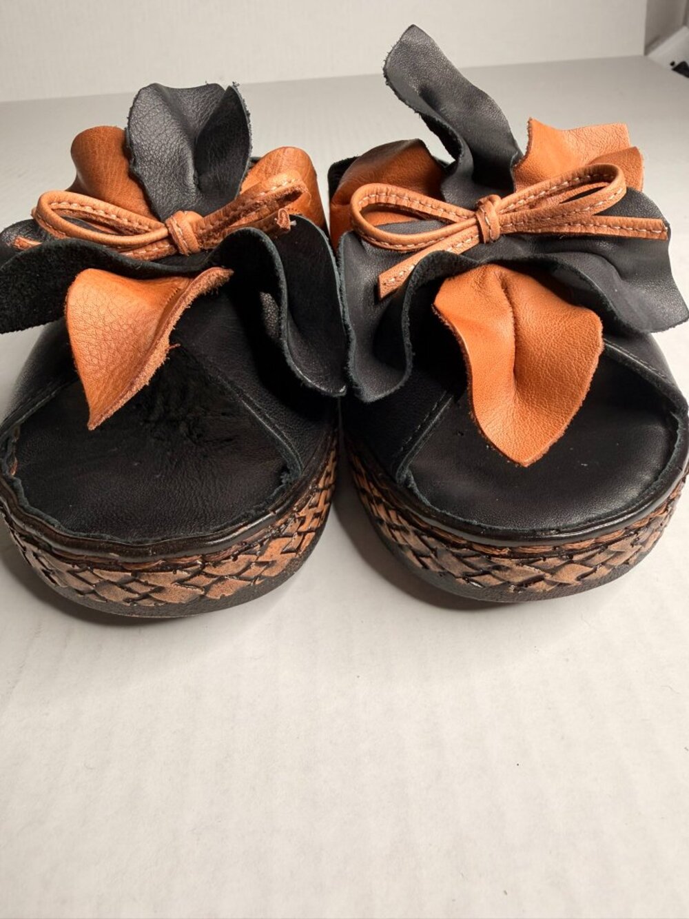 Spring Step Hilary Leather Flower Slide Sandals Black EU38 US 7.5-8 - Picture 3 of 9
